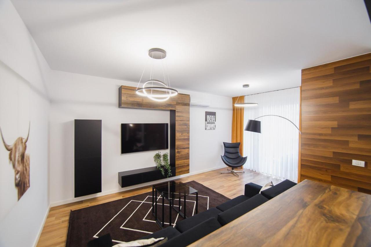 Chocolate Delight At West Residence Oradea Exterior photo